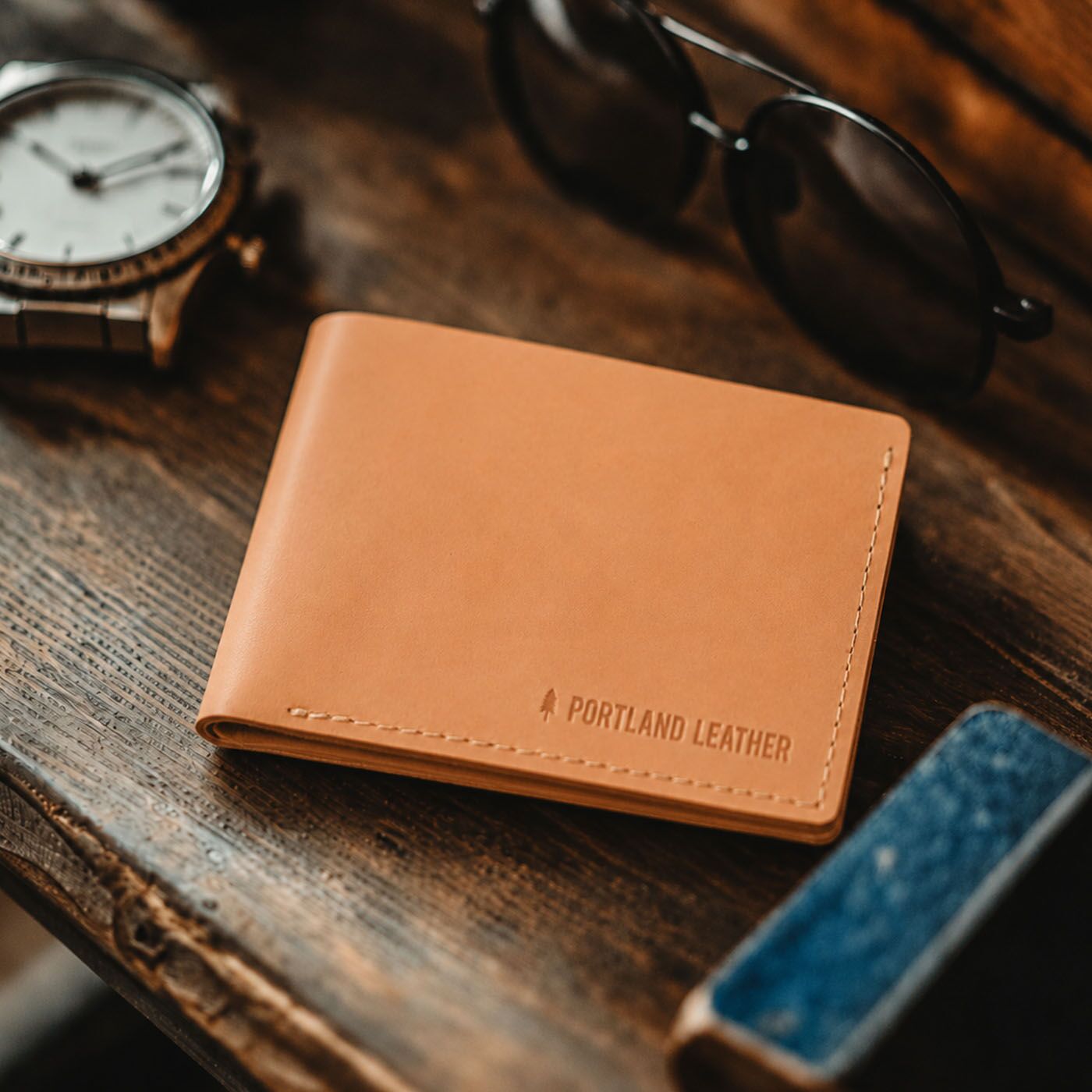Lucca Bifold Wallet - Image 16